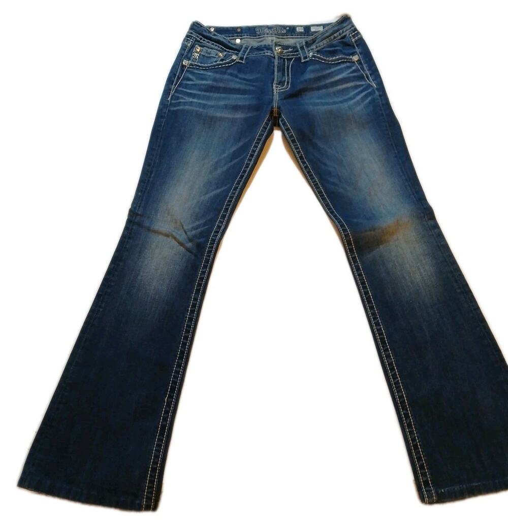 Miss Me Jeans size 29 bootcut mid Rise Length 29
